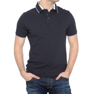 Smart casual style - jeans and a polo